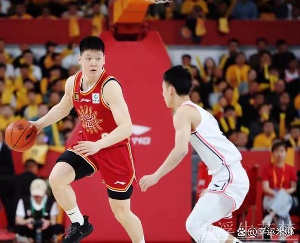 广东两将缺席首战，山西筹划交易，广厦喜获强援，新疆签约新外援